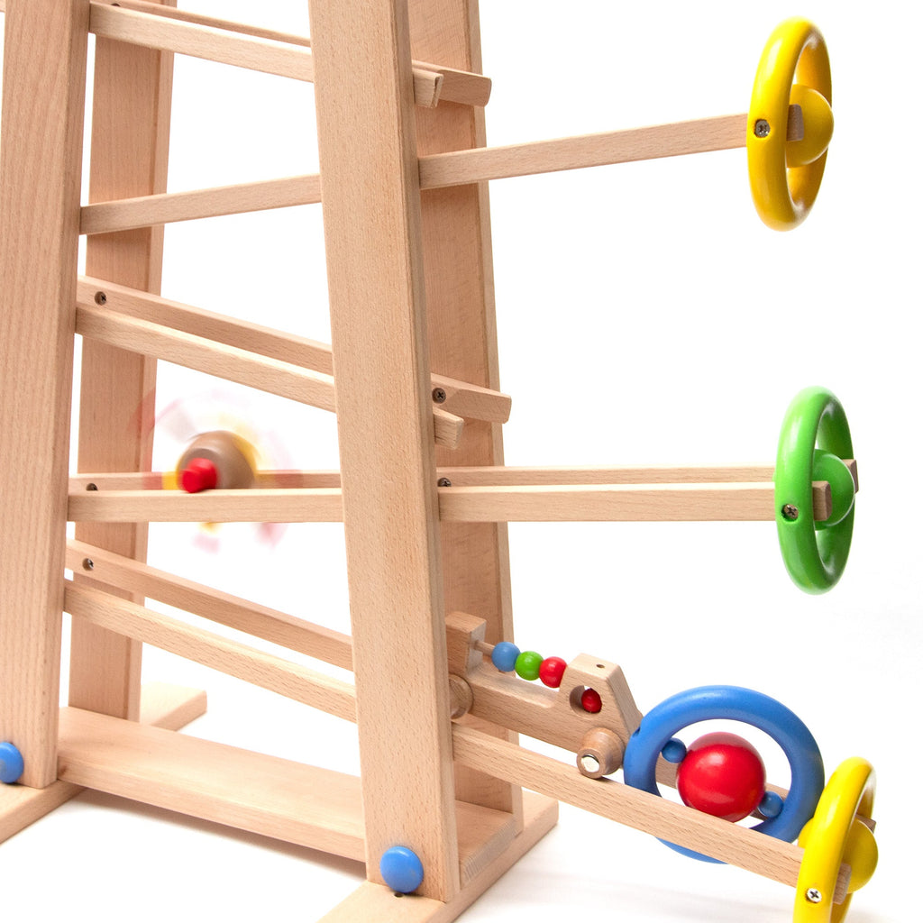 Houten knikkerbaan