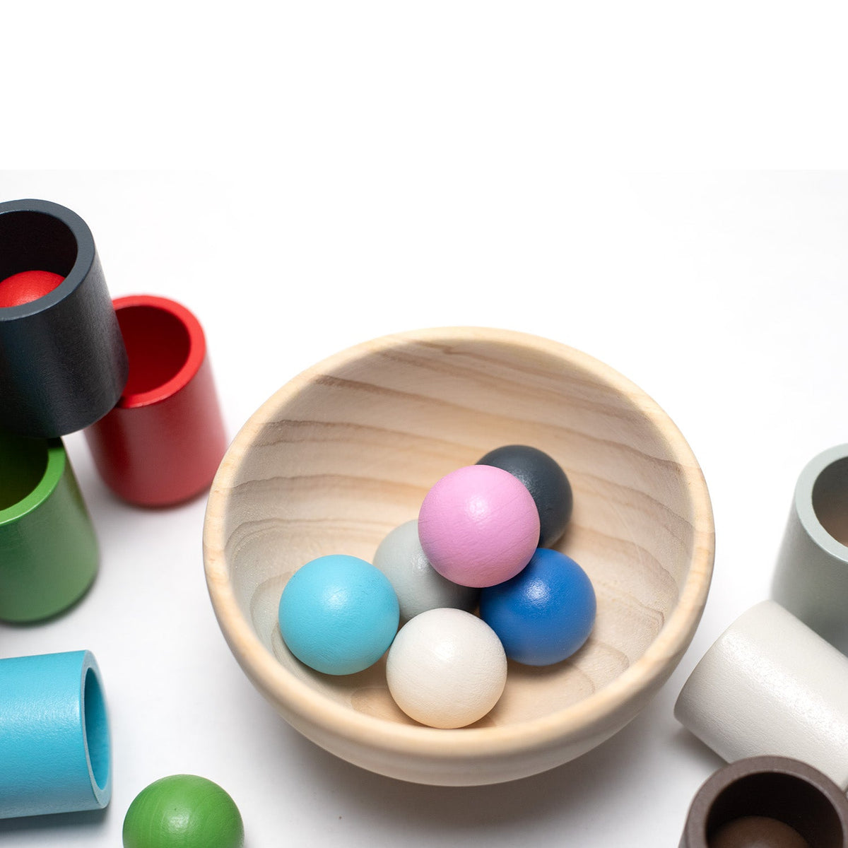Houten speelgoed kopjes en ballen set – montessori – open einde speelgoed