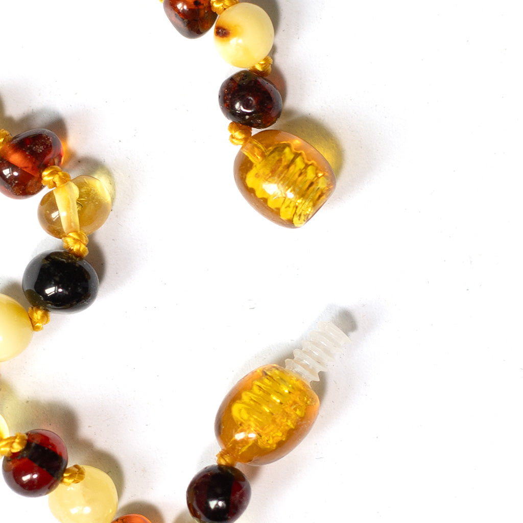 Barnsteen armbandje – ronde kraaltjes – 14 cm – Gemengde kleuren
