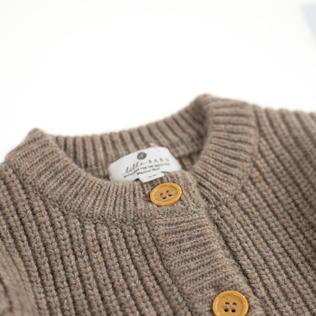 Gebreid wollen babyvestje – merinowol – Cobble