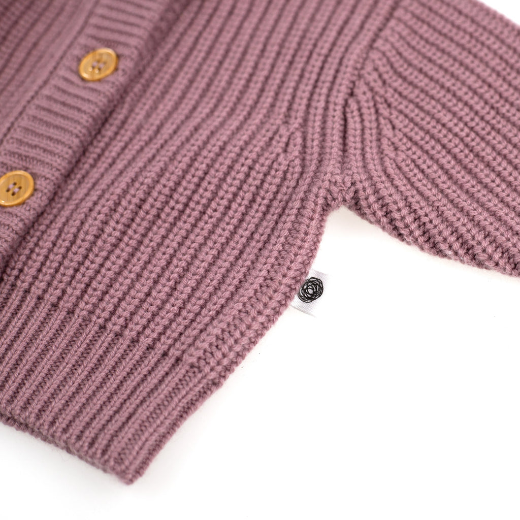 Gebreid wollen babyvestje – merinowol – Haze