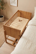 Wollen onderlegger co-sleeper amandel – merinowol – 50 × 90 cm