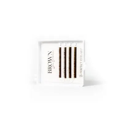 Dark Brown Lashes – Donkerbruine Wimperextensions