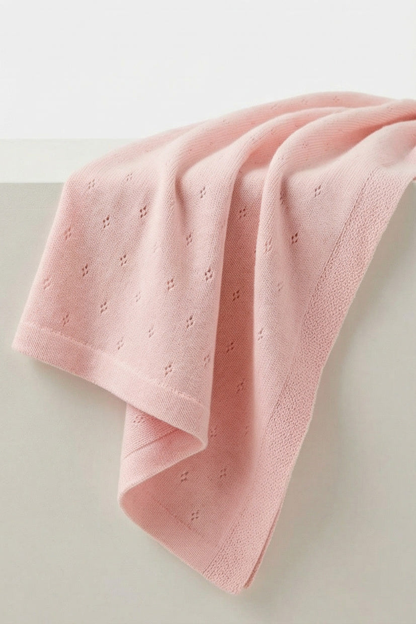 Wollen baby- en wikkeldeken – pointelle gebreid – merinowol – Powder Puff