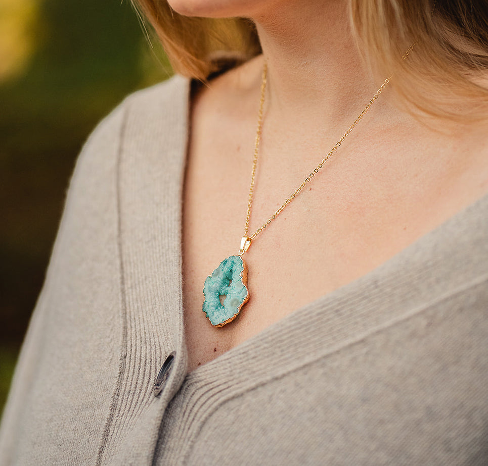 Turquoise Druzy Sprinkle Necklace for Confidence