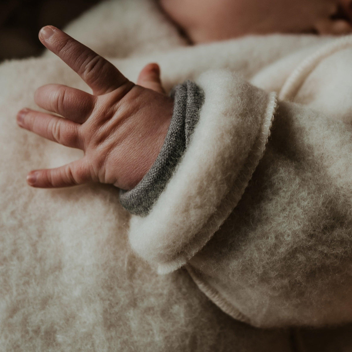 Wollen babyvestje – merinowol fleece – Naturel